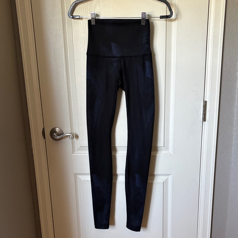 Lululemon Athletica Midnight Blue Textured Leggings